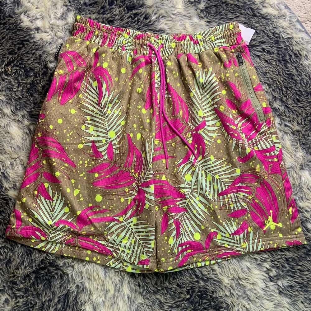 Men’s XL Nike Air Jordan 3 Zip Pocket Knit Shorts ‘Fuschia Volt’